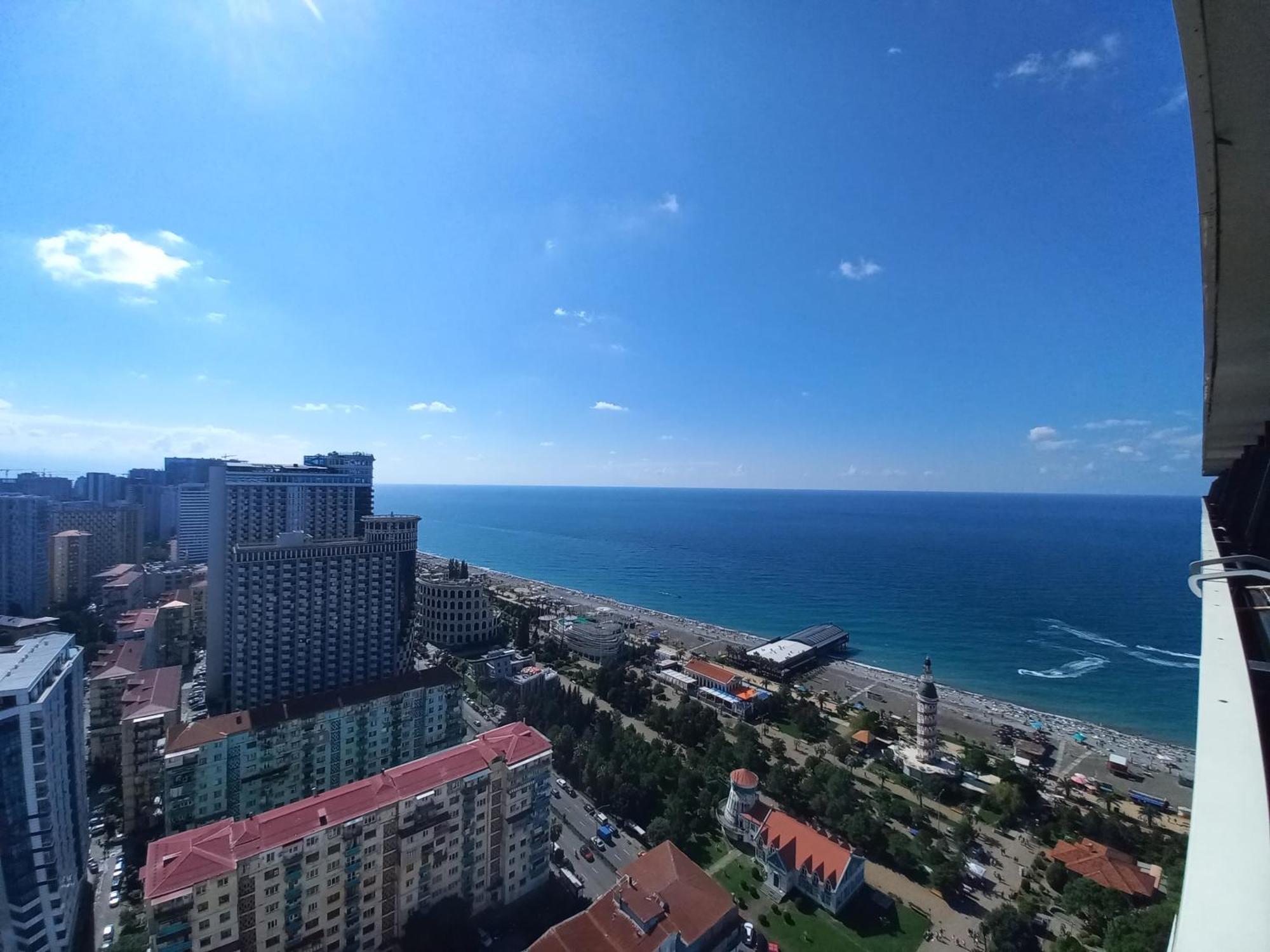 Orbi City Apartments On The Beach Batumi Exterior photo
